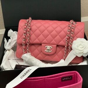 ❌SOLD❌Chanel 19B Pink/ Rose Nude Lambskin Quilted Classic Flap Medium SHW